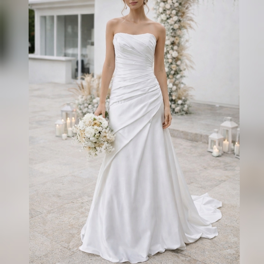 Private Collection Style 18817 White Satin Ruched Strapless Wedding dress sz 10
